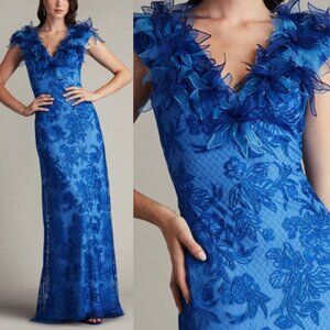 NWT TADASHI SHOJI Liana A-Line Floral-Embroidered Applique Gown Dress Size 2